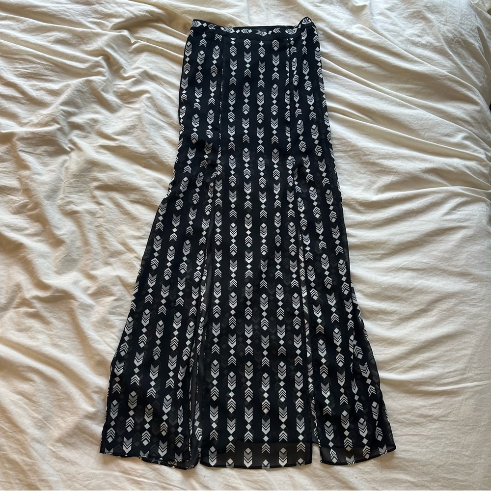 F21 maxi skirt